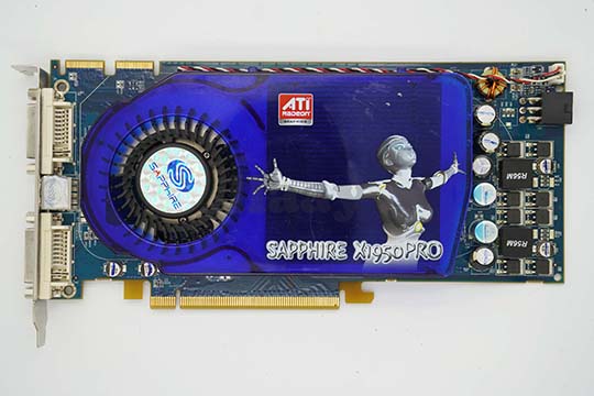 蓝宝石SAPPHIRE Radeon X1950 Pro 256MB 显示卡（ATI Radeon X1950 Pro芯片）